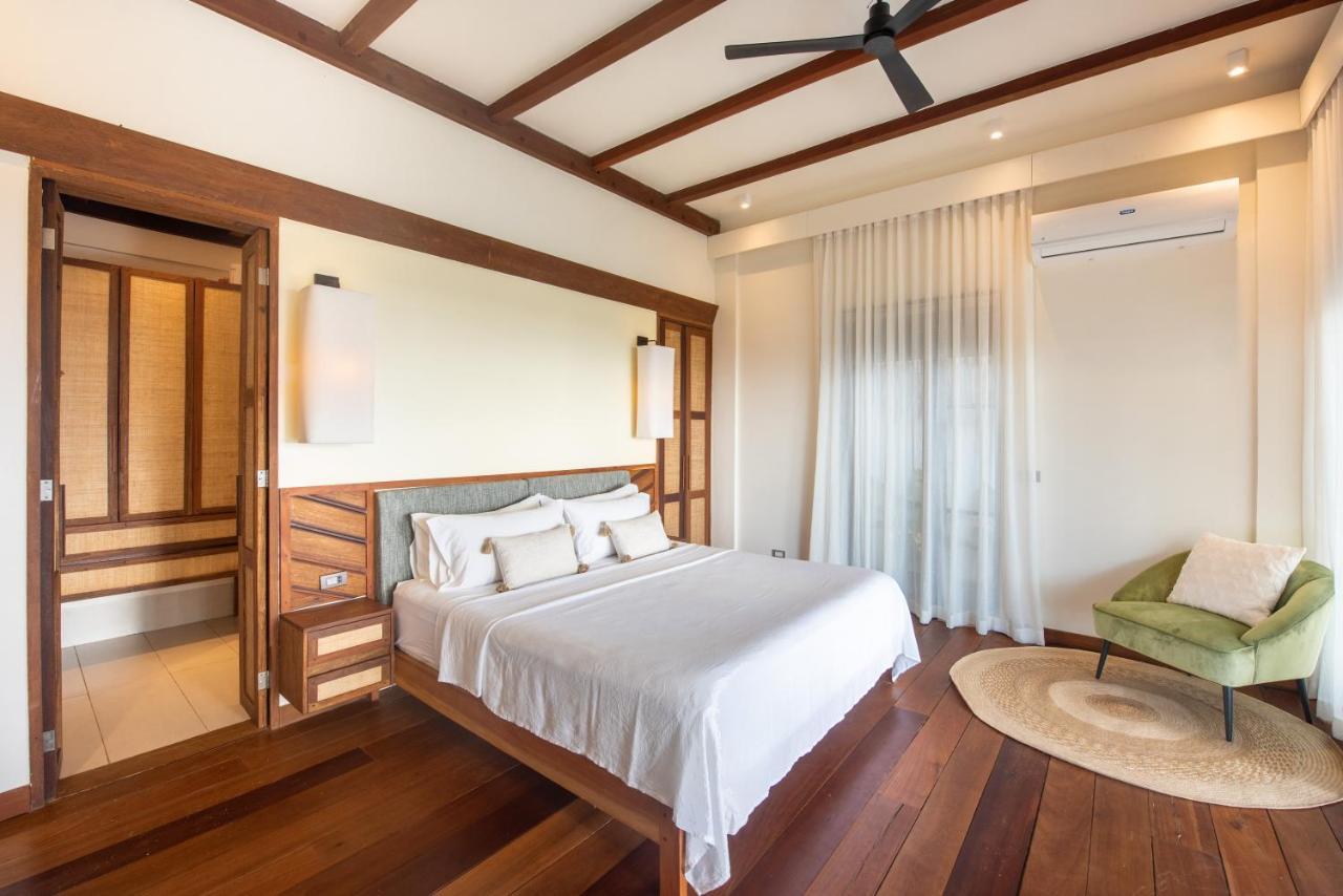 L'Osteria Luxe Beachfront B&B General Luna  Exterior foto